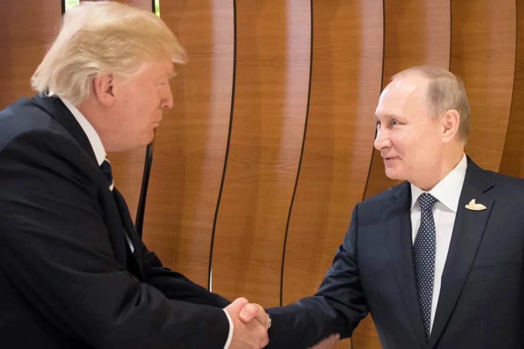 170707-trump-putin-807a-rs
